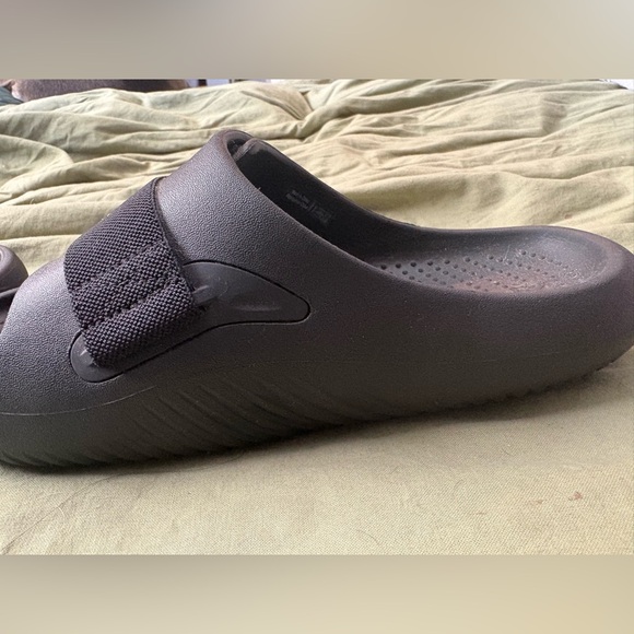 Black croc slides - Picture 4 of 5